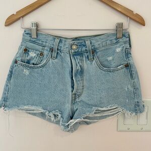 Levi’s 501 shorts - great condition